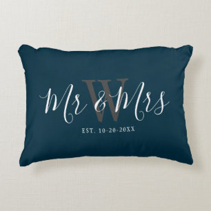 Almofada Decorativa Newlyweds Sr. Marinho Blue Script Monograma Inicia