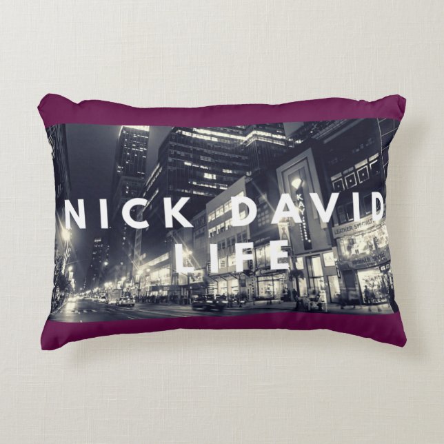 Almofada Decorativa NiCK DAViD - Travesseiro de Plumbar (Frente)