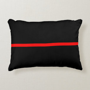 Almofada Decorativa O Decor Simbólico Da Linha Vermelha