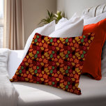 Almofada Decorativa O outono Vibrante deixa padrão multicolorido<br><div class="desc">Perfeito para a doação de outono e ocasiões,  este padrão de folhas vibrante e multicolorido certamente vai oferecer alegria ao seu quarto</div>