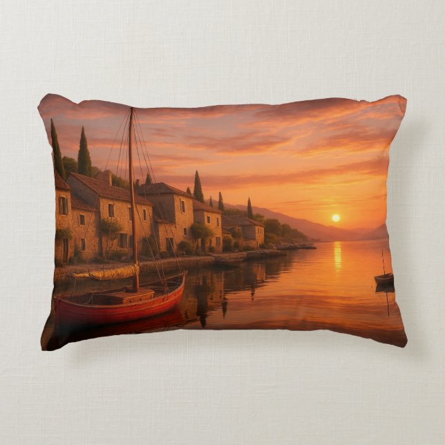 Almofada Decorativa Ouro Sunset Sobre Vila Costeira (Frente)
