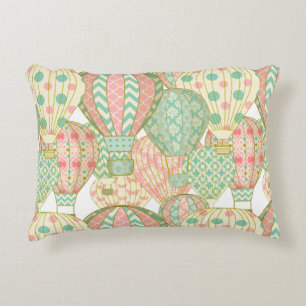 Almofada Decorativa Padrão de Balões de Ar Quente Azul e Rosa Pastel