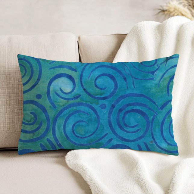 Almofada Decorativa Padrão de Espirais Azul Boho Batik (Criador carregado)