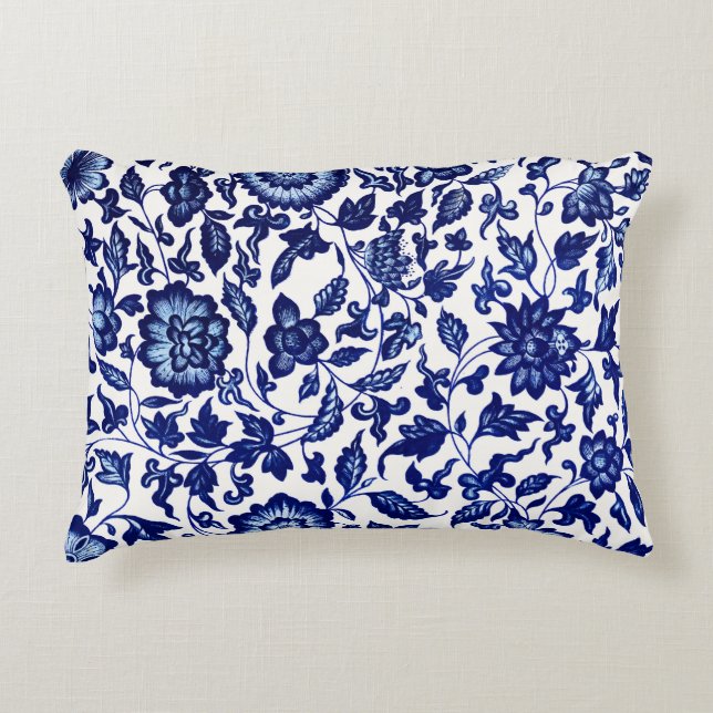 Almofada Decorativa Padrão floral azul-marinho chinês em branco (Frente)