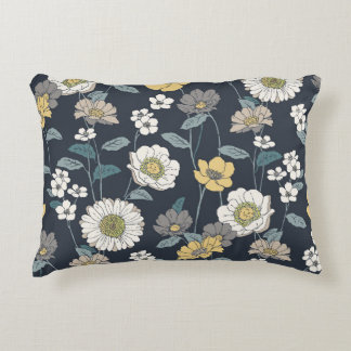 Almofada Decorativa Padrão floral e artístico sem costura desenhado à