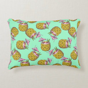 Almofada Decorativa Padrão Tropical Piña Colada - Refrescando Verão
