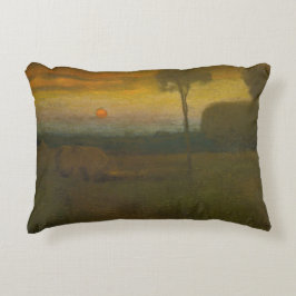 Almofada Decorativa Paisagem noturna por George Inness (1889)