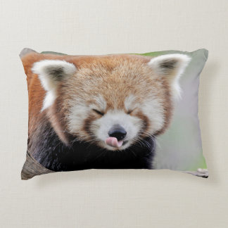 Almofada Decorativa Panda vermelha travesseiros. Panda roux. Animais.
