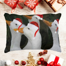Almofada Decorativa Patos Brancos Vestindo Feriado de Chapéus Vermelho