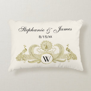 Almofada Decorativa Pavões Vintage Monograma Dourado Falso Marfim BG