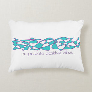 Almofada Decorativa Perpetuar Vibrações Positivas Azul-turquesa e Roxo