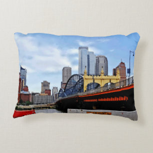 Almofada Decorativa Pittsburgh PA - Canto de Smithfield e Quinta