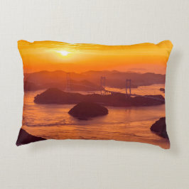 Almofada Decorativa Pôr do sol em Kurushima Kaikyo Bridge e Kurushi