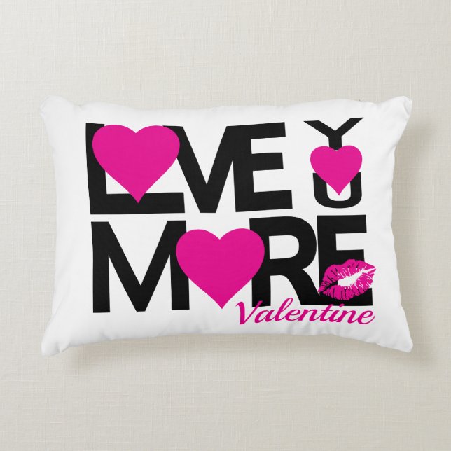 Almofada Decorativa Preto e Rosa Te Ama Mais (Frente)