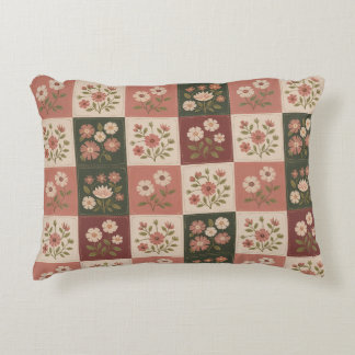 Almofada Decorativa Remendo Floral Rústico Sem Costura