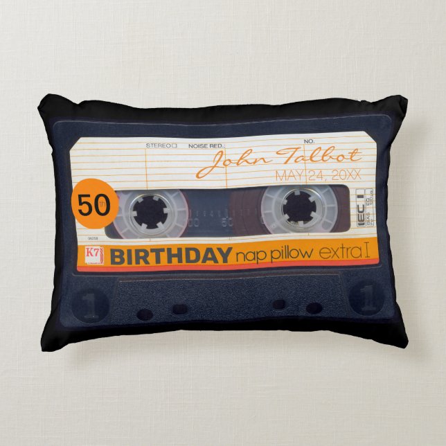 Almofada Decorativa Retro Audiotape 50º aniversário personalizado AP2 (Frente)