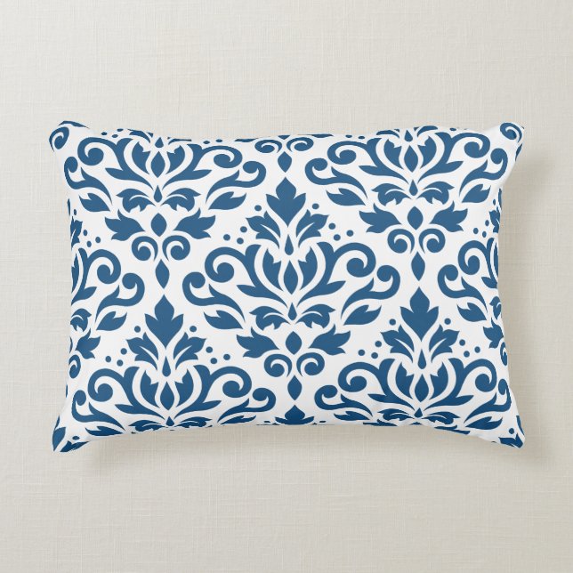 Almofada Decorativa Rolar o Damasco Lg Ptn Dk Azul em Branco (Frente)