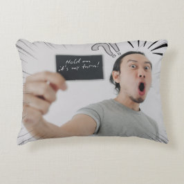 Almofada Decorativa Segure! É Minha Vez! – Design de Expressão em Quad