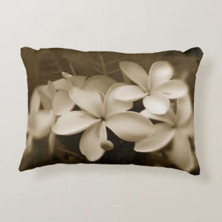Almofada Decorativa Sepia do Plumeria