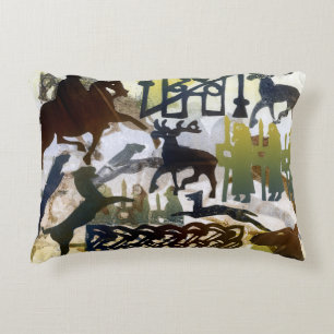 Almofada Decorativa Símbolos e laço Pictish