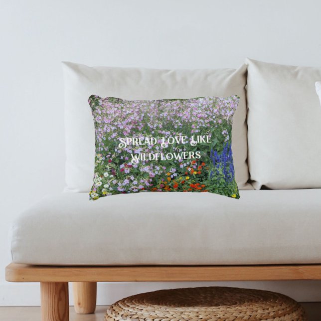 Almofada Decorativa Spread Love Like Wildflowers Inspirational Floral (In Situ)