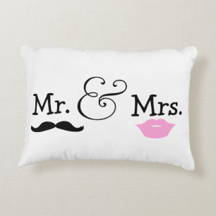 Almofada Decorativa Sr. e Sra. Bride e Gift de Casamento de Groom