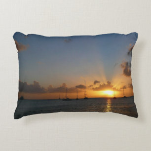 Almofada Decorativa Sunset com Imagem de Paisagem Tropical de Barcos d