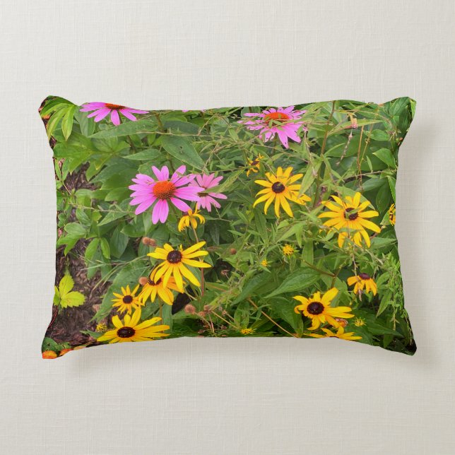 Almofada Decorativa Susan de olhos negros (Frente)