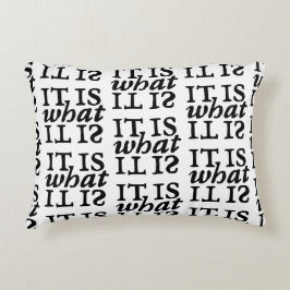 Almofada Decorativa Tipografia a preto e branco "É o que é"
