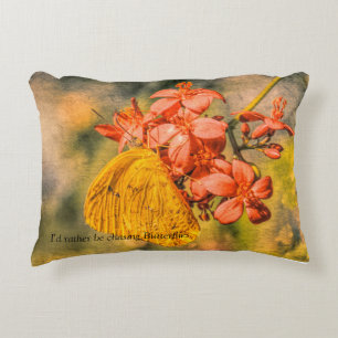 Almofada Decorativa Travesseiro com borboleta de enxofre amarela