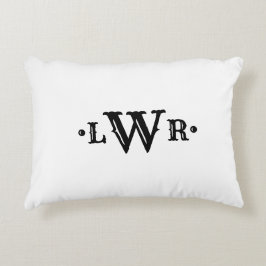 Almofada Decorativa Três letras monograma, preto e branco elegante