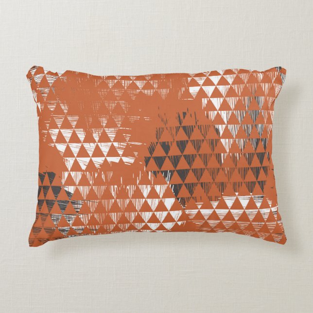 Almofada Decorativa Triângulos Sem Costura: Fundo Laranja (Frente)