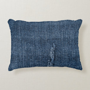 Almofada Decorativa Velho denim rasgado: textura jeans.