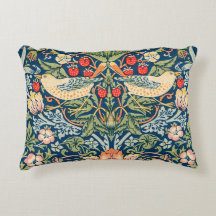 William Morris Strawberry Thef Floral Art Nouveau