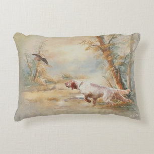 Almofada Decorativa Woodcock Hunting com English Setter em floresta, A
