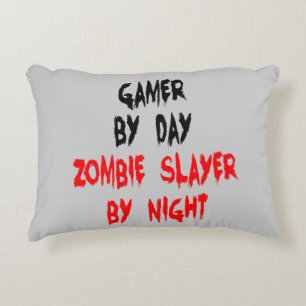 Almofada Decorativa Zombie Slayer Gamer