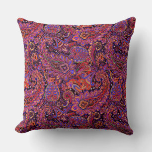Almofada Desenho Intricado Paisley em Vermelho Rico e Roxo