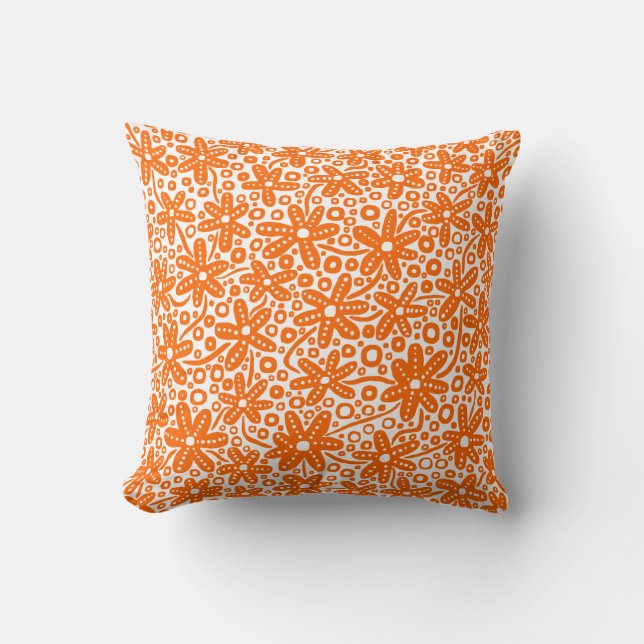 Almofada Design de Flor - Laranja no Branco (Frente)