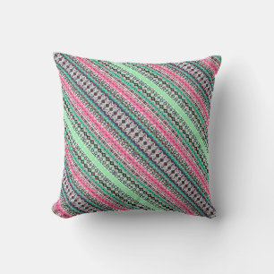Almofada Design de padrões aztec coloridas