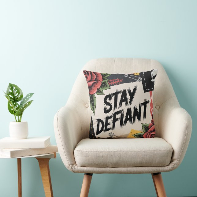 Almofada Design Rebelde: "Permaneça Defiante" Slogan Punk (Cadeira)