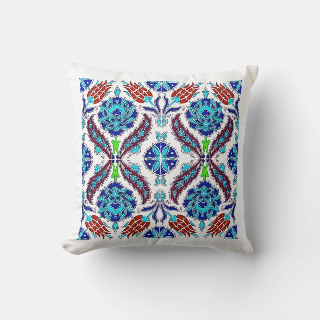 Almofada Design Turco em Cor Azul com Tulipas (Frente)