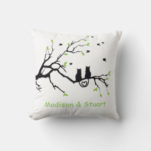 Almofada Dois gatos em um amor do verde do preto da árvore