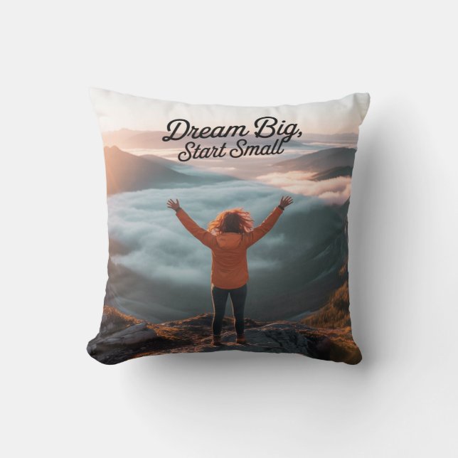 Almofada Dream Big, Start Small – Inspirational Sunrise Mou (Frente)