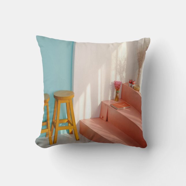 Almofada Duas fezes de bar de madeira amarela (Frente)