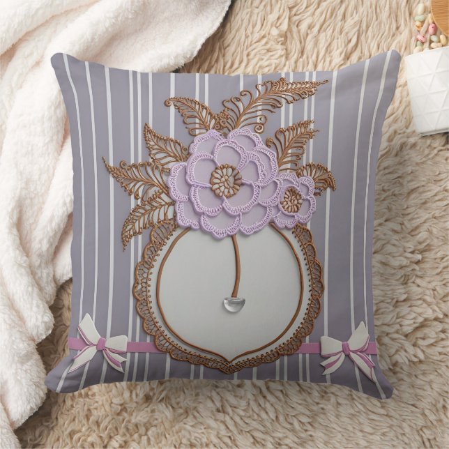 Almofada Elegante Flor de Lavanda em Renda e Listras (Cobertor)