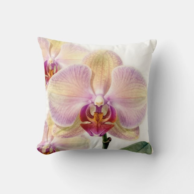Almofada Elegante Flor de Orquídea Roxa Pastel (Frente)