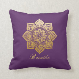 Almofada Elegante Respira Roxo e Dourado Mandala