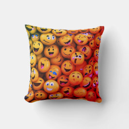 Almofada Emoticon Extravaganza: Estilo de Design Expressivo