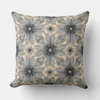 Almofada Espaço Preenchido com Flores: Cushion Floral
