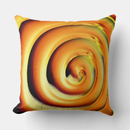 Almofada Espiral laranja brilhante gigante sobre preto